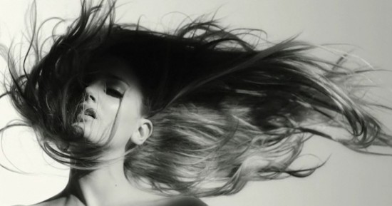 Hypnotic slow-motion: Lilly Donaldson - Flying Hair