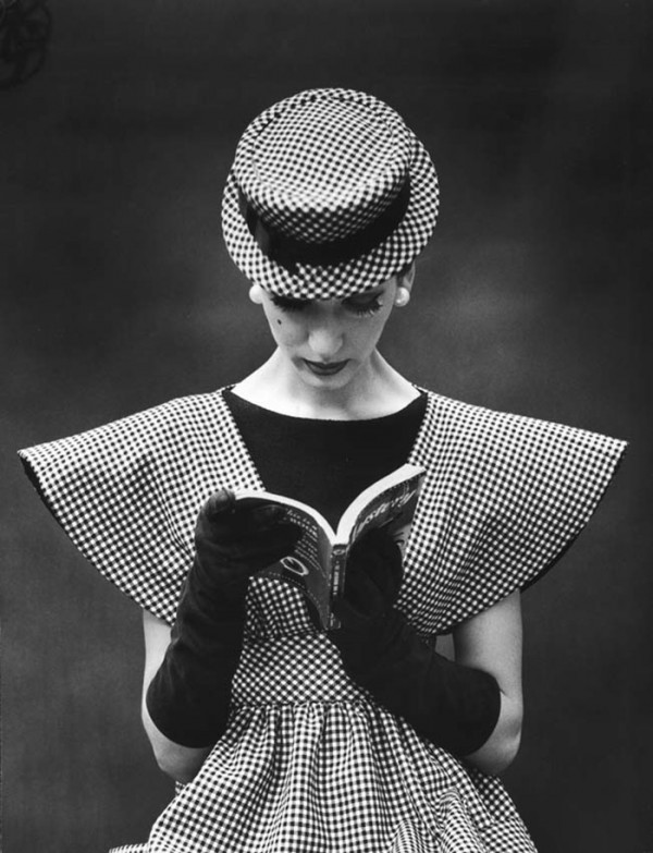 Amazing black and white fashion photography by Nina Leen