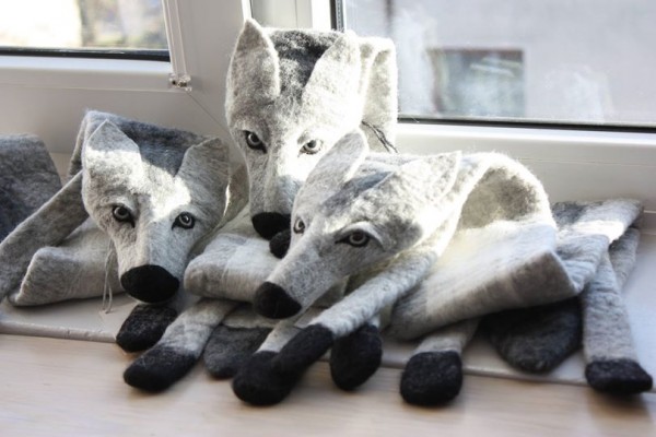 Incredibly realistic felt animal scarves designed by Celina and Maja Debowska