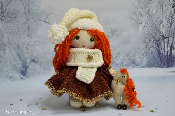 Dolls and toys, handmade happiness for the whole world
