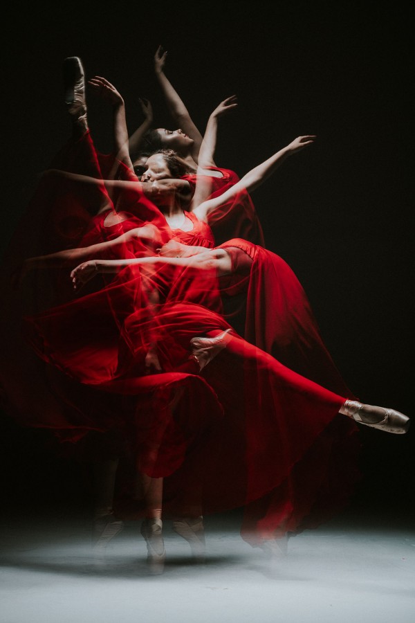 Ballerina XV, photography by Lazaro Casas