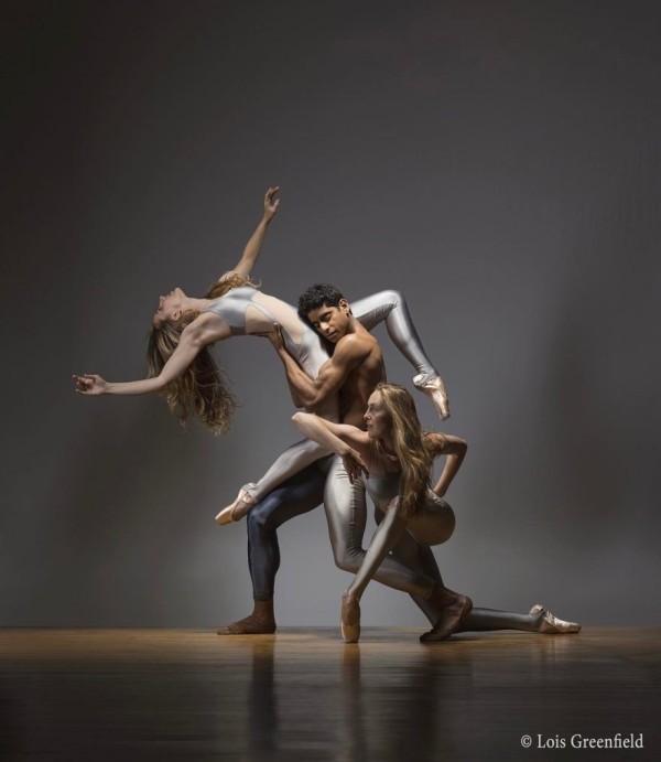 Spectacular photos of dancers in motion by Lois Greenfield