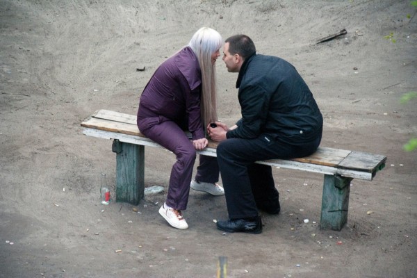 On the Bench, photography by Yevgeniy Kotenko