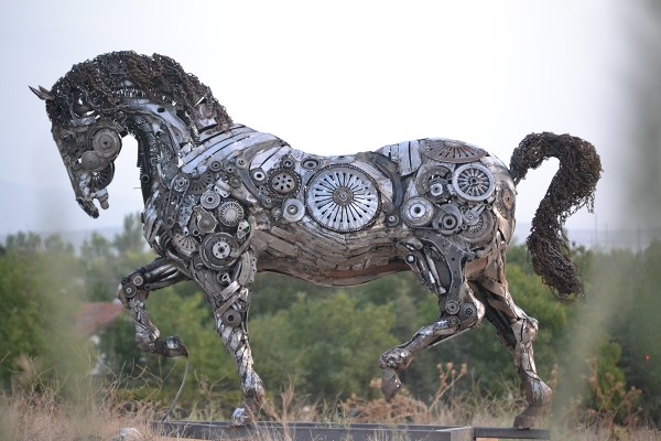 Mercury, sculpture by Cem Özkan