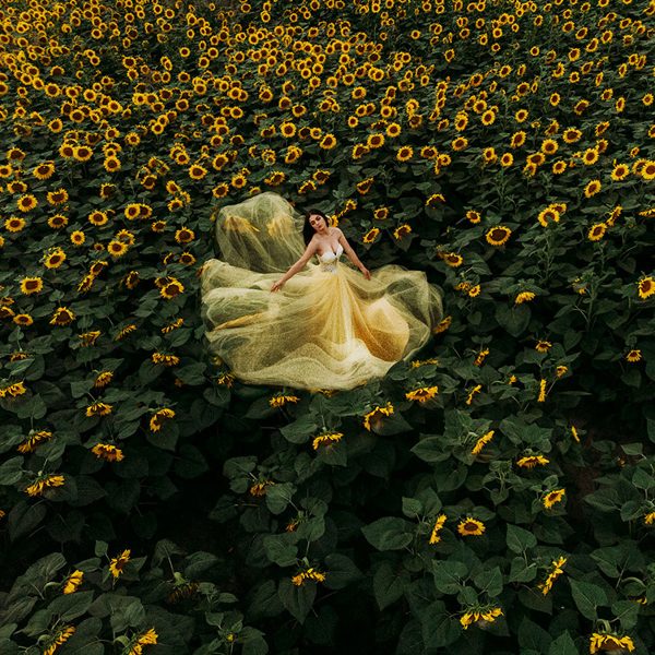 Sunflower Girl, photography by Jovana Rikalo