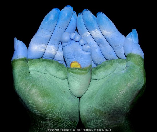 Painted alive, bodypaintings by Craig Tracy