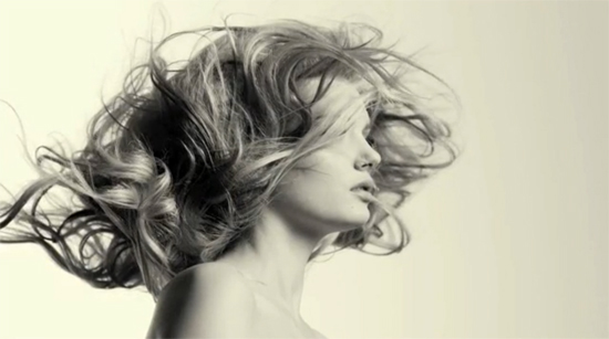 Hypnotic slow-motion: Lilly Donaldson – Flying Hair