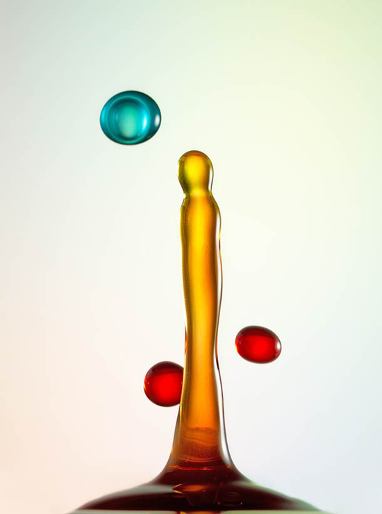 Splashes – amazing liquid sculptures by photographer Heinz Maier