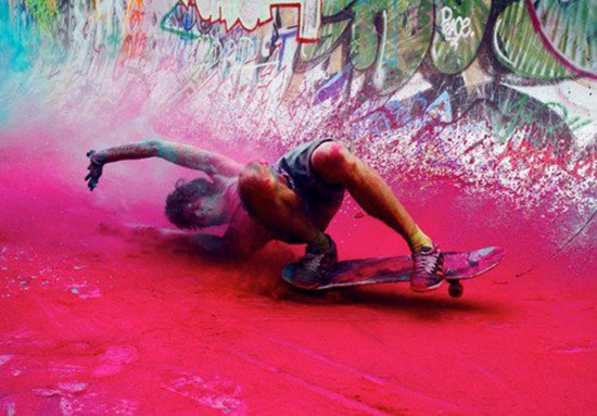 Skate with color, paint war in Berlin
