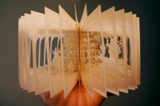 360 degree Christmas book panorama by Yusuke Oono