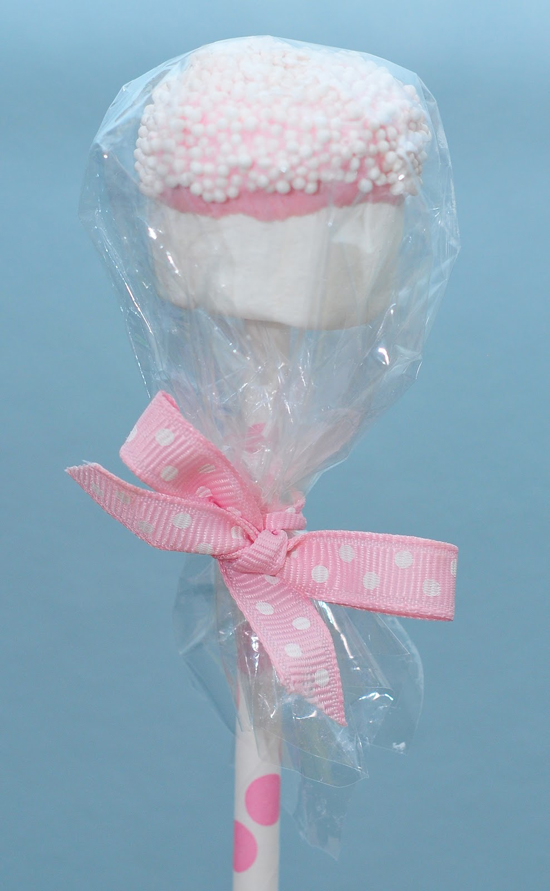 Marshmallow Pops, cute ideas for Valentine’s Day - Marshmallows-Gift