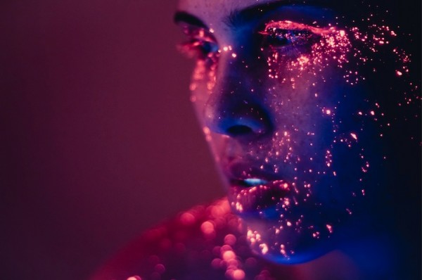 Electric Neon – 12 light portraits by Hid Saib