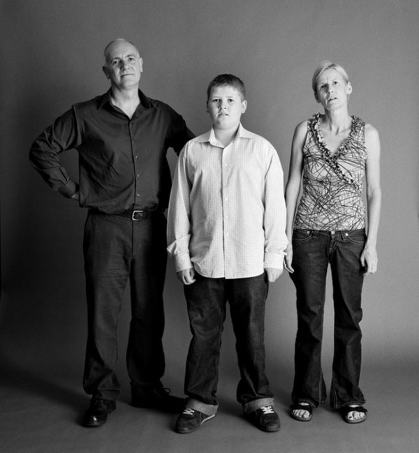 Mother, father and son photograph themselves once a year... for 21 years