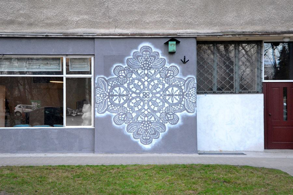 Public jewelry, street art by NeSpoon Polska