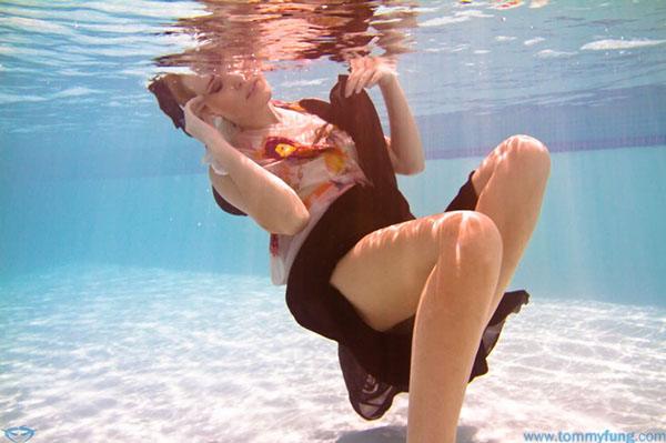 Underwater Photoshoot, project by Emma Victoria