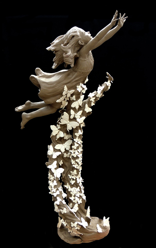 Sculpture by Angela Mia De la Vega
