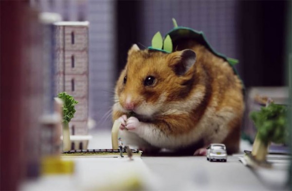 Tiny Hamster's latest adventure: Tiny Hamster is a Giant Monster!