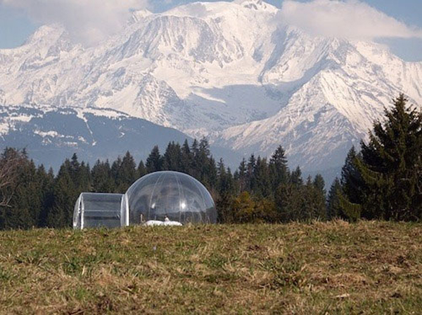 Transparent Bubble Tent lets you sleep underneath the stars