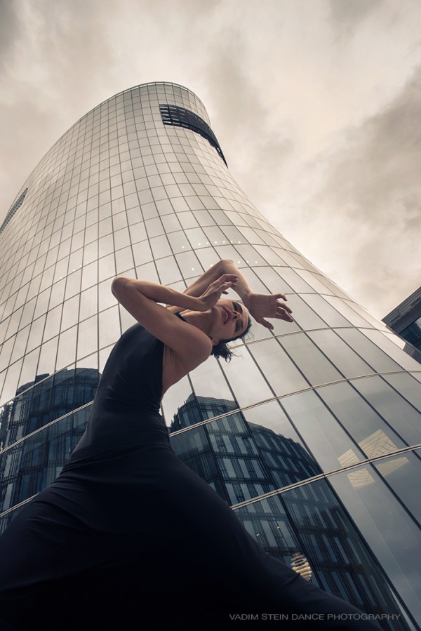 Natalia Povoroznyuk. Dance in the city, photography by Vadim Stein