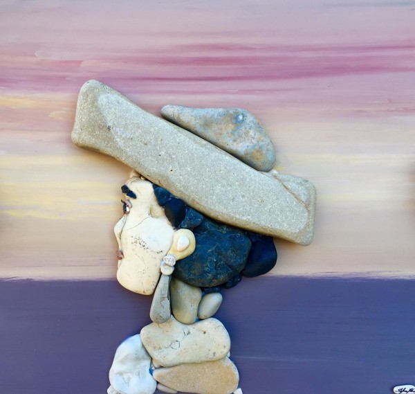 Creative art from stones find on the beach by​ Stefano Furlani