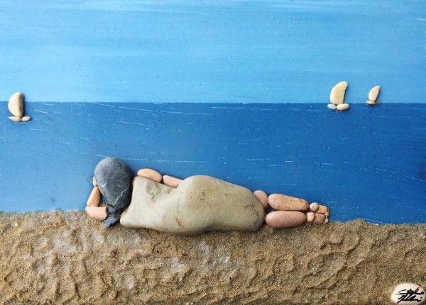 Creative art from stones find on the beach by​ Stefano Furlani