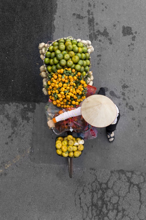 Loes Heerink: aerial shots of the bright and colorful goods