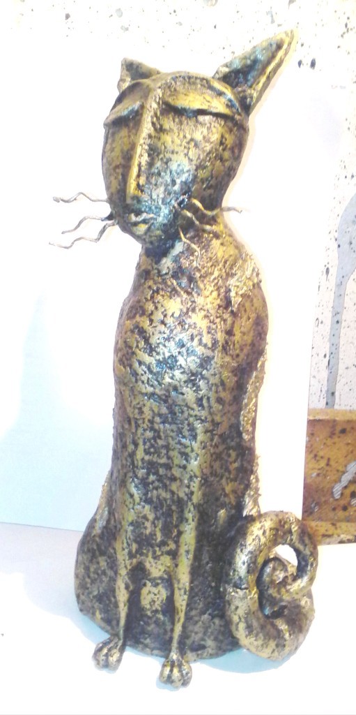Cats, sculpture by Walerij Maximow
