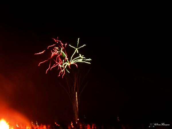 Fuegos artificiales / Fireworks, photography by Fran Marquez Gago