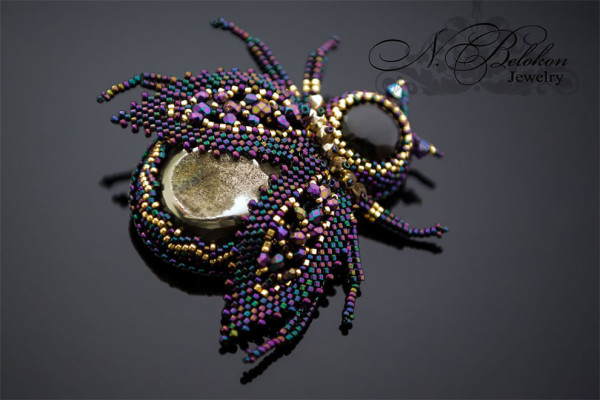 Nadezhda Belokon creates gorgeous beaded insects completely by hand