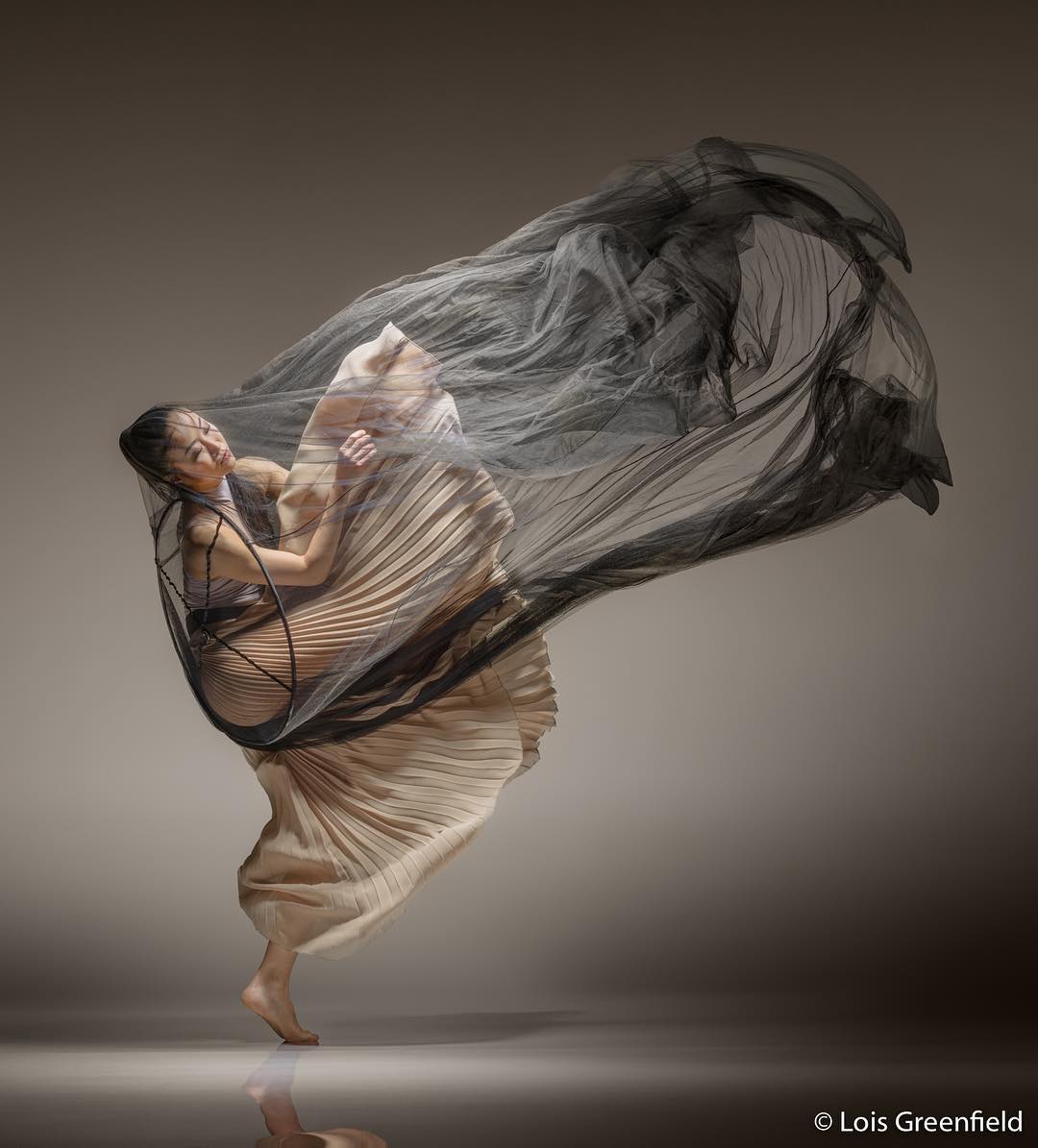 Spectacular photos of dancers in motion by Lois Greenfield