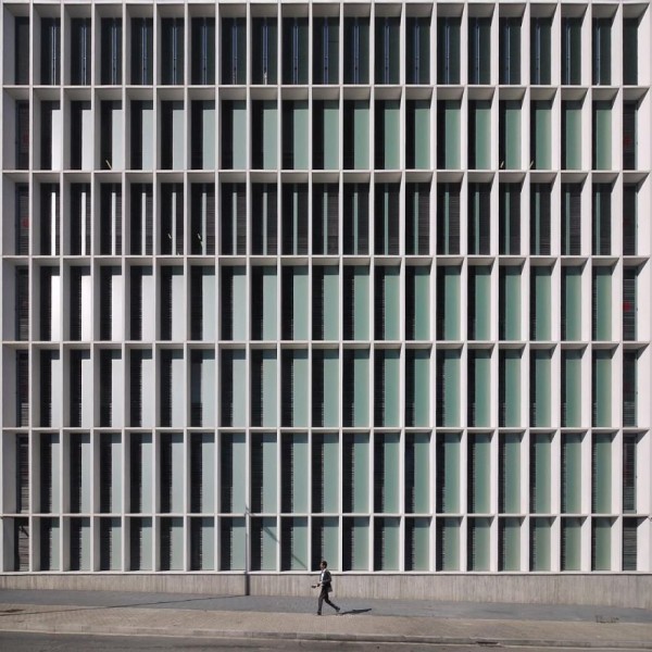 The Beauty of Barcelona’s building facades by Roc Isern