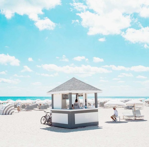Cabana: minimalist and bold landscapes by David Behar