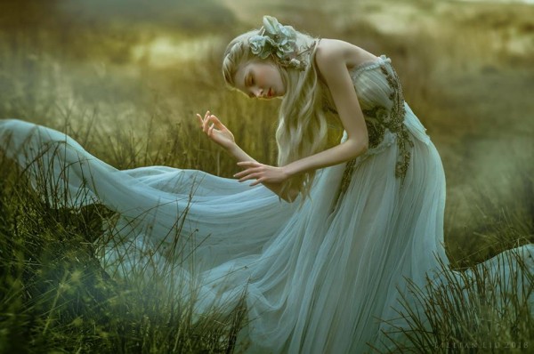 Fairy tale-inspired photography by Lillian Liu
