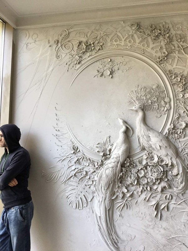 Goga Tandashvili uses ancient technique to turn walls into art
