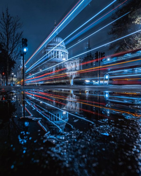 London after dark, street photography by Luke Holbrook