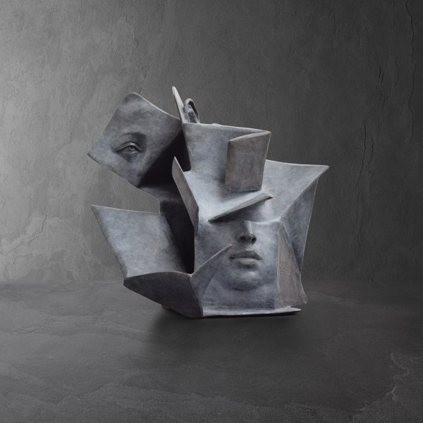 Evocative bronze sculptures by Paola Grizi