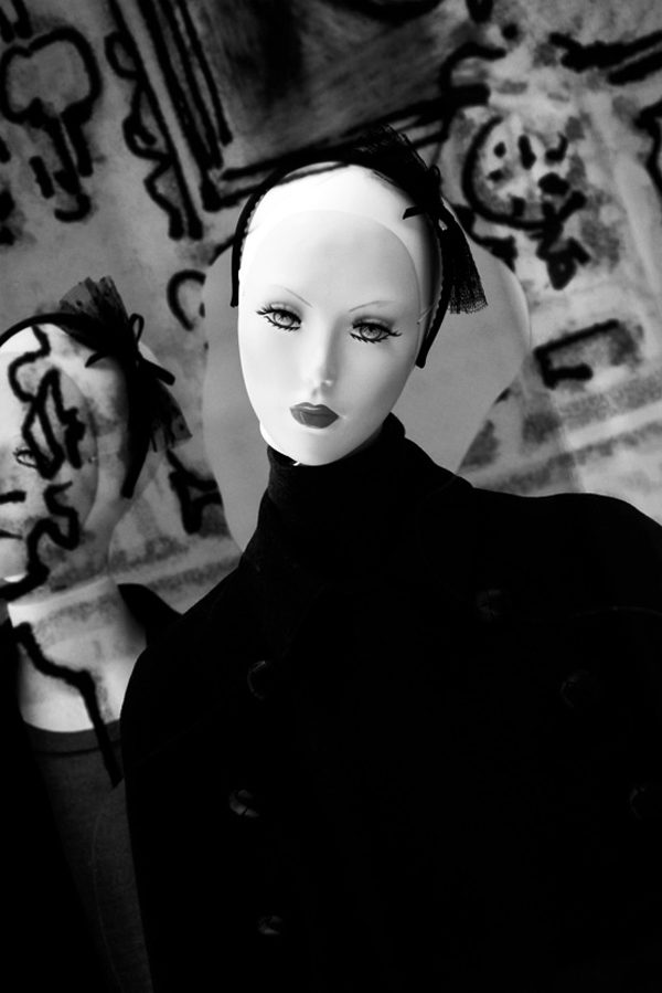 Dolls In Silence, photography by Osamu Jinguji