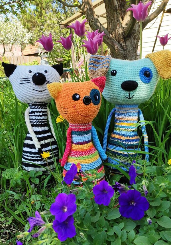 Colorful Toys Made From Leftover Yarn by VioletaOwl